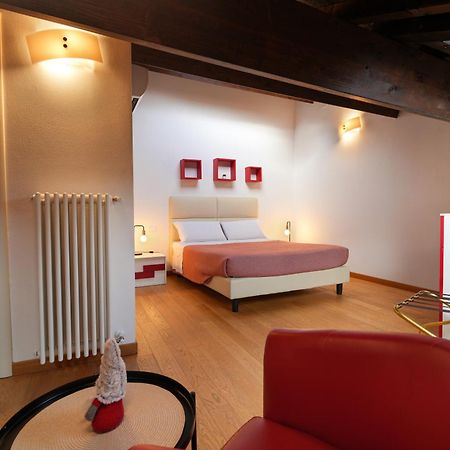 My Loft Aparthotel Ферара Екстериор снимка