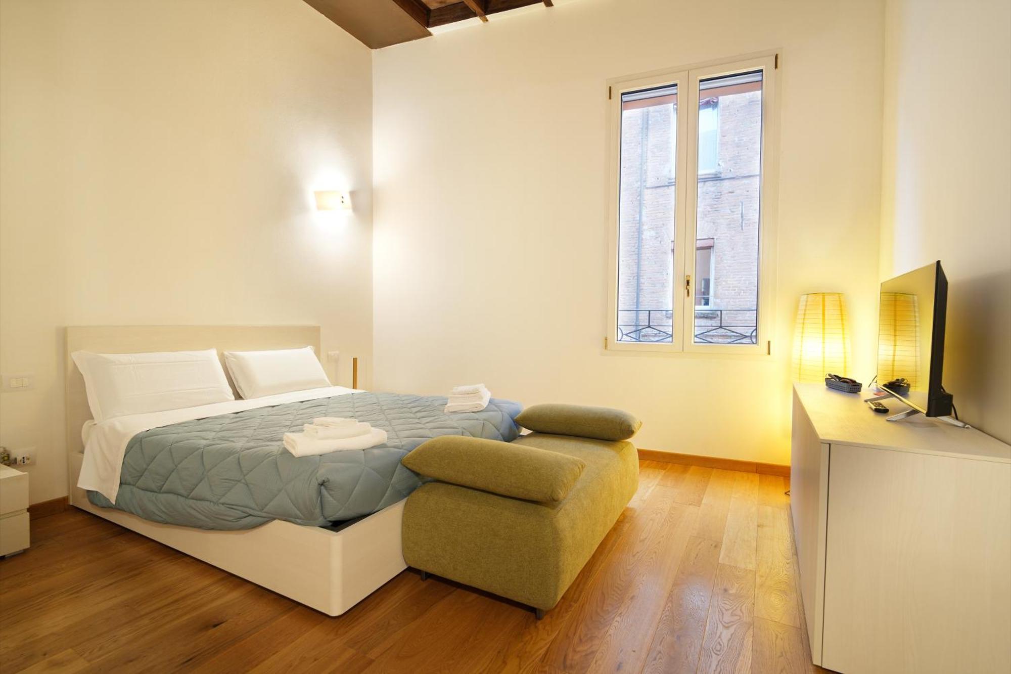 My Loft Aparthotel Ферара Екстериор снимка