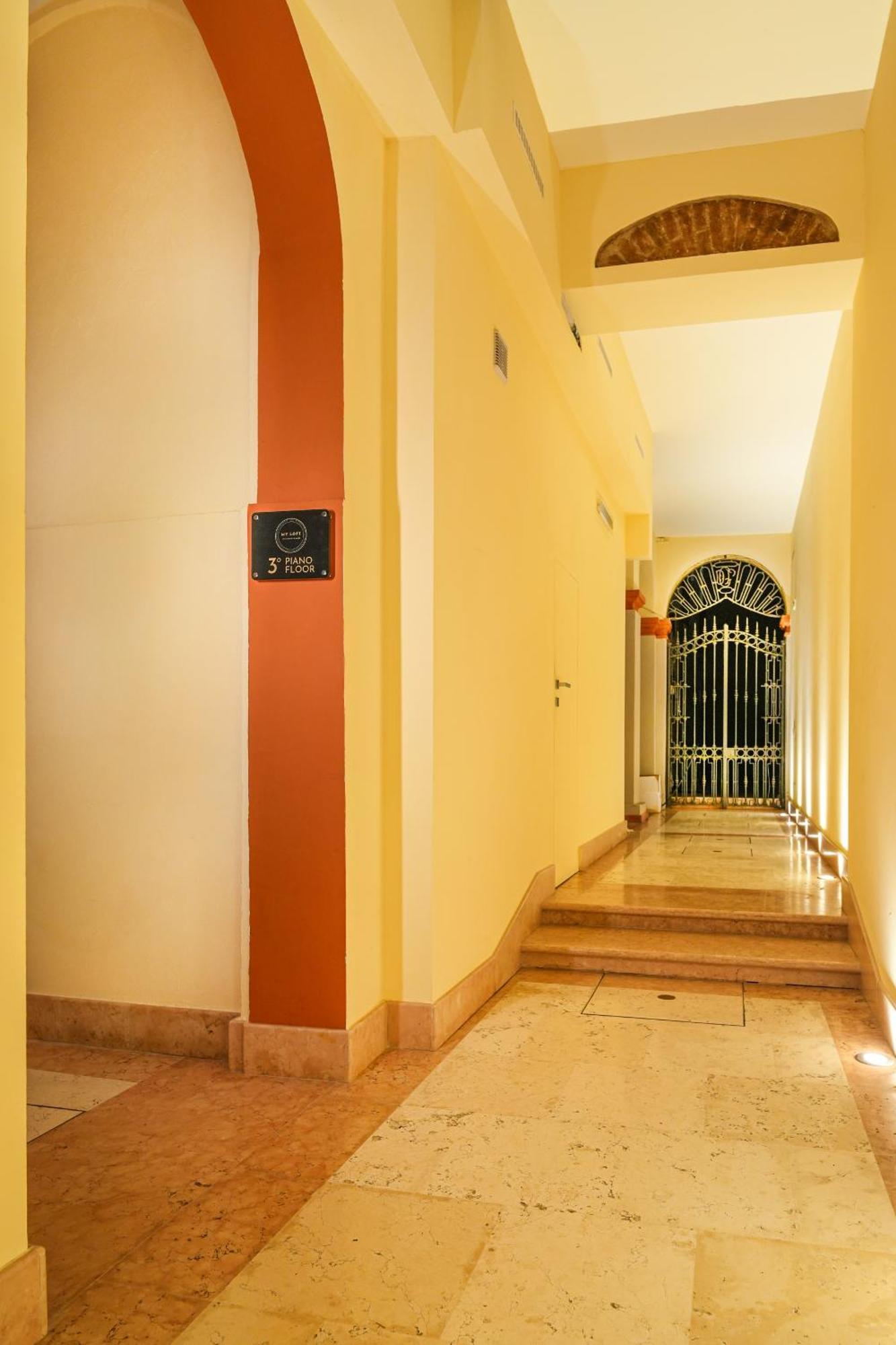 My Loft Aparthotel Ферара Екстериор снимка