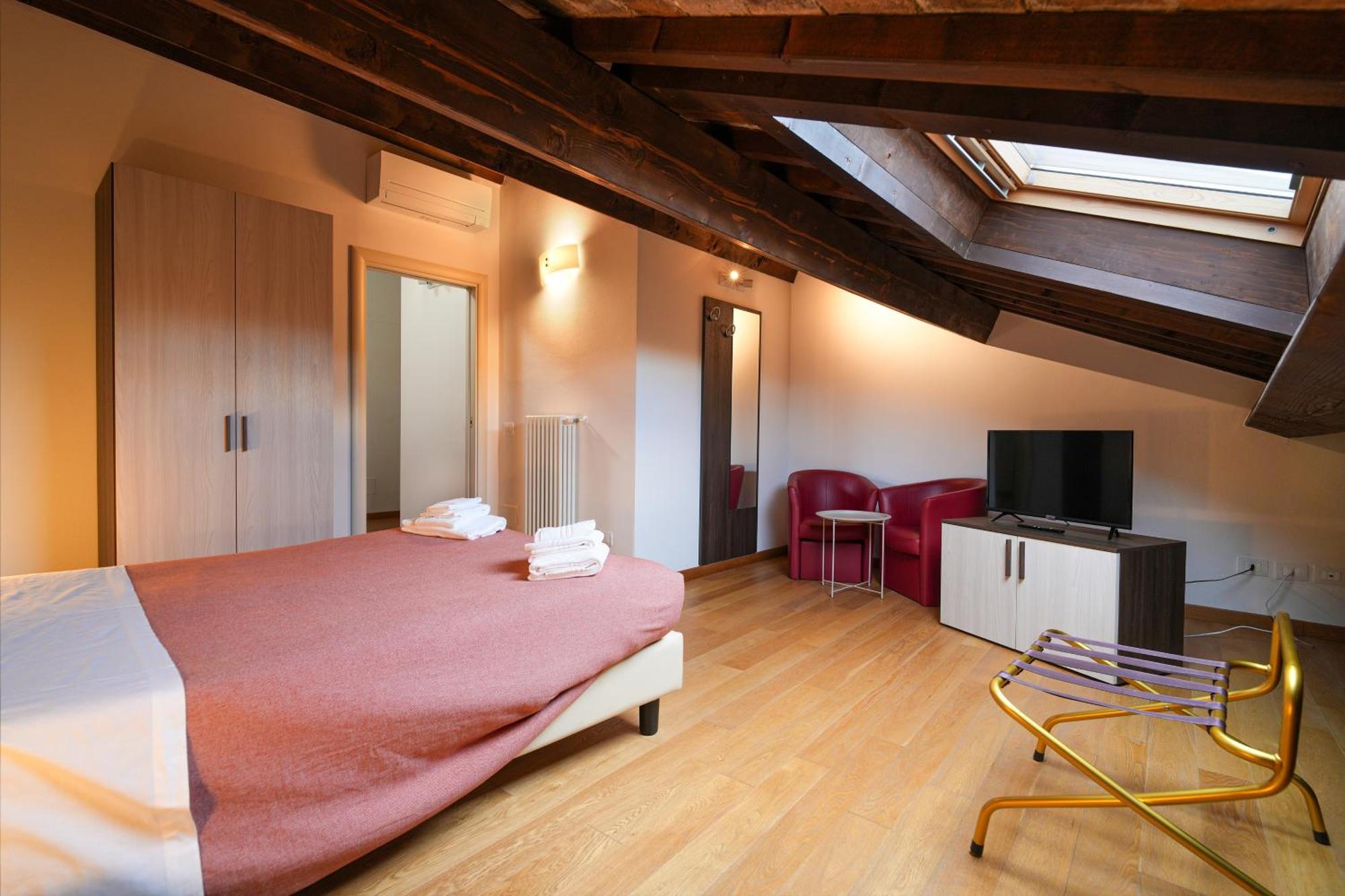 My Loft Aparthotel Ферара Екстериор снимка